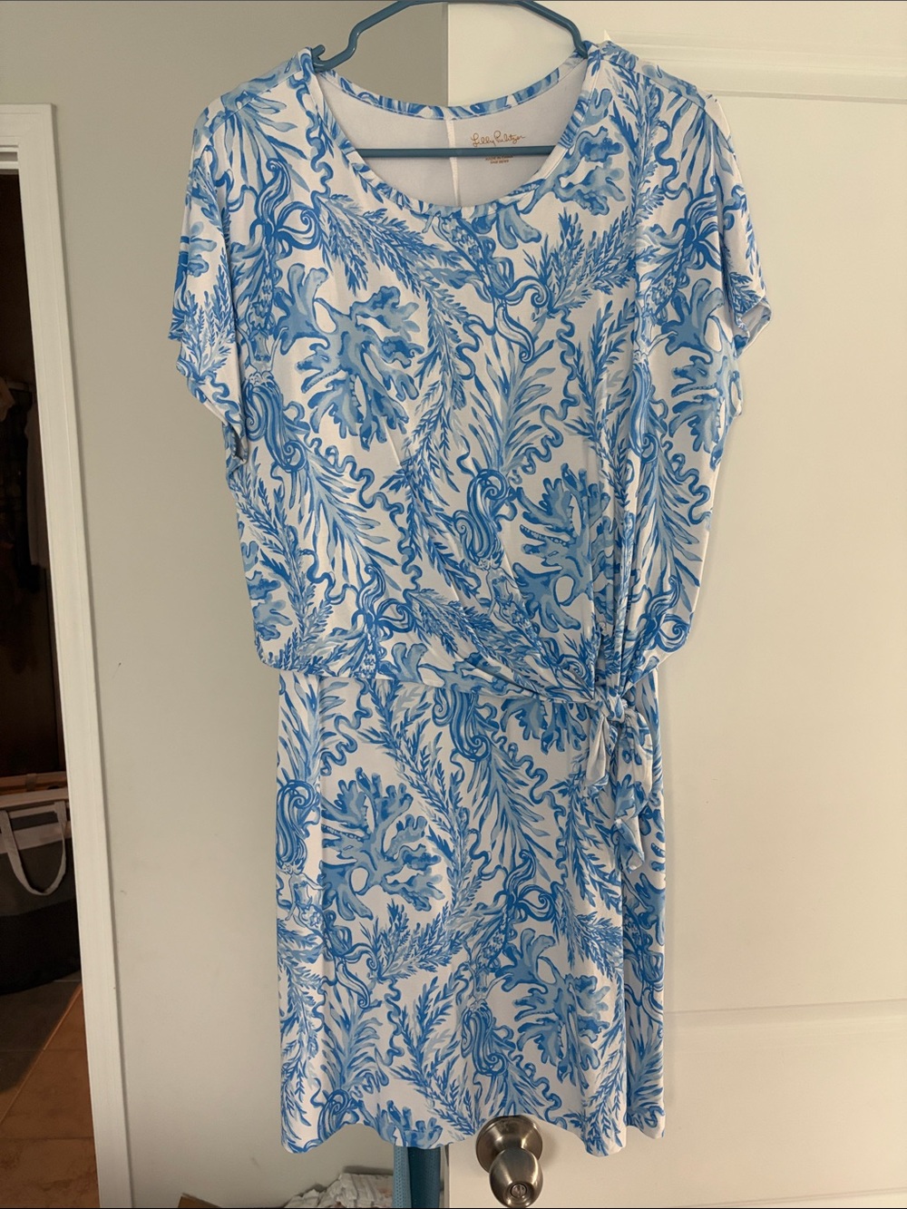 Lilly Pulitzer White and Blue Coral-Print Short Sleeve Dress